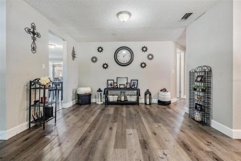 Casa en venta en New Port Richey, Florida, 3 dormitorios, 178.84 m2 № 1662091 - foto 6