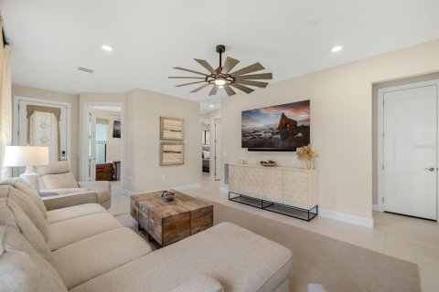 House in Bradenton, Florida 2 bedrooms, 132.66 sq.m. № 1780865 - photo 4