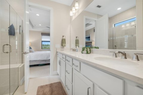 House in Bradenton, Florida 2 bedrooms, 132.66 sq.m. № 1780865 - photo 16