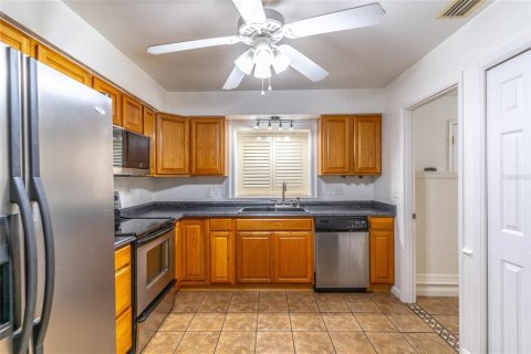 House in Longwood, Florida 4 bedrooms, 229.38 sq.m. № 1919480 - photo 18