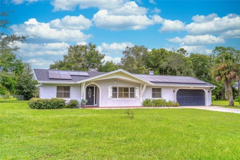 House in Longwood, Florida 4 bedrooms, 229.38 sq.m. № 1919480 - photo 1