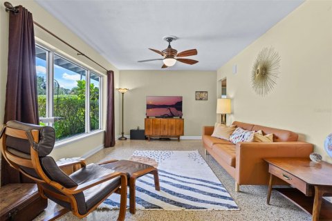 Casa en venta en Orlando, Florida, 3 dormitorios, 105.82 m2 № 1914613 - foto 11