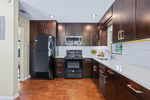 Casa en venta en Orlando, Florida, 3 dormitorios, 105.82 m2 № 1914613 - foto 16