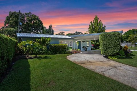 Casa en venta en Orlando, Florida, 3 dormitorios, 105.82 m2 № 1914613 - foto 1