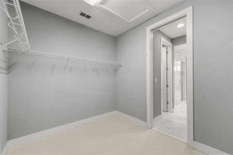 Townhouse in Lake Mary, Florida 3 bedrooms, 184.78 sq.m. № 2217352 - photo 25