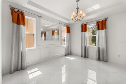 Townhouse in Lake Mary, Florida 3 bedrooms, 184.78 sq.m. № 2217352 - photo 12