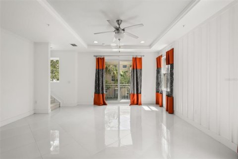 Townhouse in Lake Mary, Florida 3 bedrooms, 184.78 sq.m. № 2217352 - photo 15