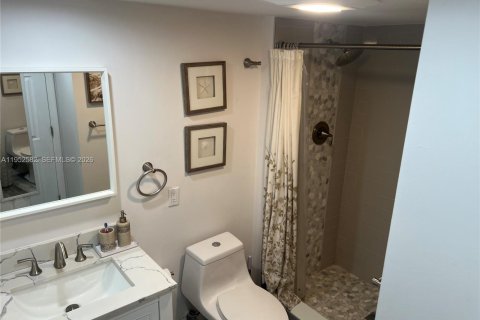 Copropriété à louer à Aventura, Floride: 2 chambres, 92.53 m2 № 2025773 - photo 23