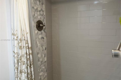 Copropriété à louer à Aventura, Floride: 2 chambres, 92.53 m2 № 2025773 - photo 22