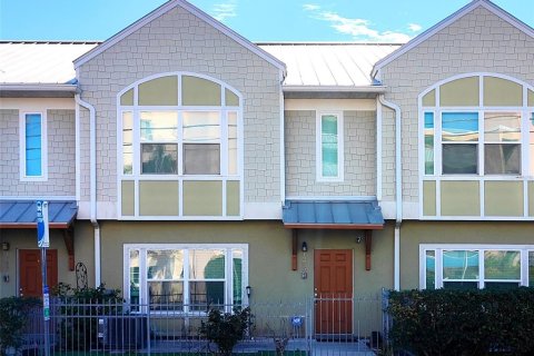 Touwnhouse à vendre à Clearwater, Floride: 3 chambres, 133.41 m2 № 1507992 - photo 1
