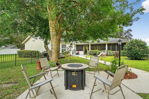 House in Mount Dora, Florida 4 bedrooms, 199.46 sq.m. № 1915603 - photo 28