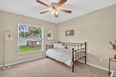 House in Mount Dora, Florida 4 bedrooms, 199.46 sq.m. № 1915603 - photo 19