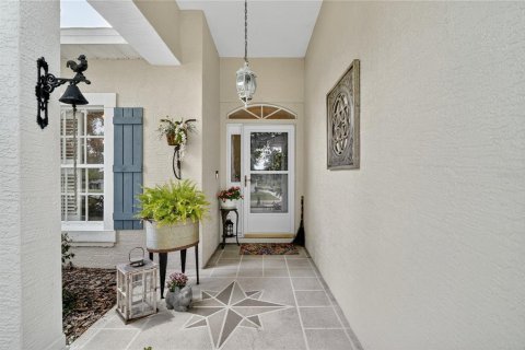 House in Mount Dora, Florida 4 bedrooms, 199.46 sq.m. № 1915603 - photo 2