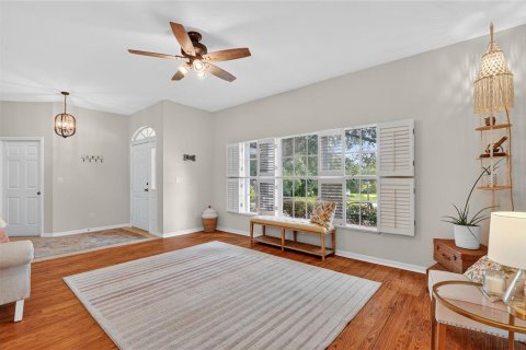 House in Mount Dora, Florida 4 bedrooms, 199.46 sq.m. № 1915603 - photo 11