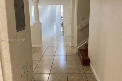 Купить виллу или дом в Хомстед, Флорида 3 спальни, 120.96м2, № 2052276 - фото 5