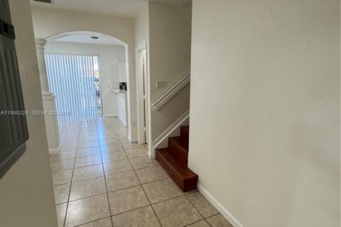 Купить виллу или дом в Хомстед, Флорида 3 спальни, 120.96м2, № 2052276 - фото 18