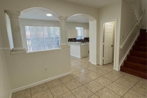 Купить виллу или дом в Хомстед, Флорида 3 спальни, 120.96м2, № 2052276 - фото 17