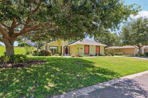 House in Umatilla, Florida 3 bedrooms, 133.41 sq.m. № 2237580 - photo 6