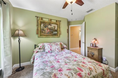 House in Umatilla, Florida 3 bedrooms, 133.41 sq.m. № 2237580 - photo 30