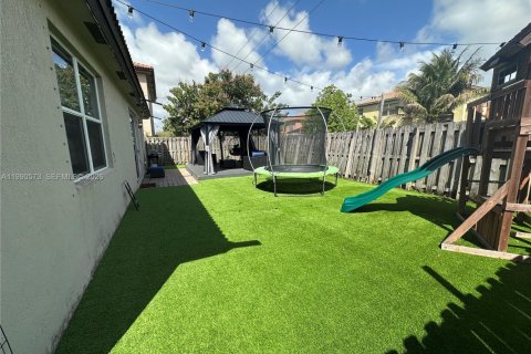 Купить виллу или дом в Хомстед, Флорида 3 спальни, 157.75м2, № 2056834 - фото 29