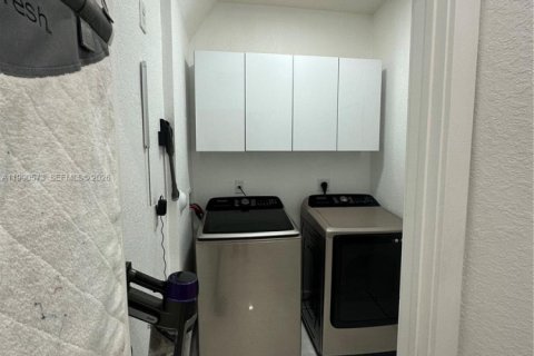 Купить виллу или дом в Хомстед, Флорида 3 спальни, 157.75м2, № 2056834 - фото 27