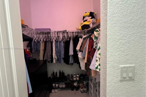 Купить виллу или дом в Хомстед, Флорида 3 спальни, 157.75м2, № 2056834 - фото 22