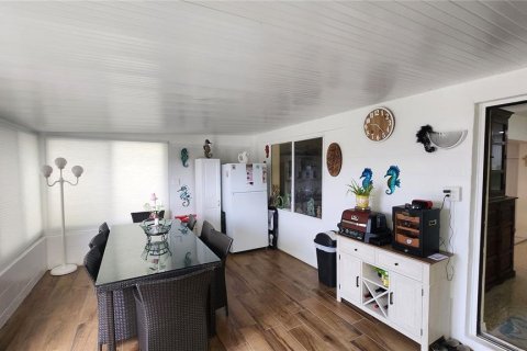 House in Ruskin, Florida 3 bedrooms, 132.66 sq.m. № 1626418 - photo 16