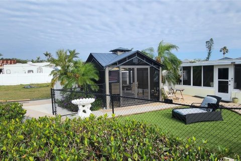 House in Ruskin, Florida 3 bedrooms, 132.66 sq.m. № 1626418 - photo 8