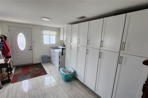 House in Ruskin, Florida 3 bedrooms, 132.66 sq.m. № 1626418 - photo 17