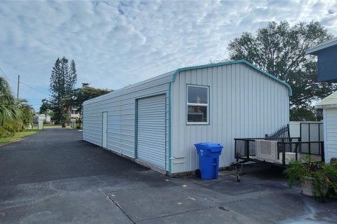 House in Ruskin, Florida 3 bedrooms, 132.66 sq.m. № 1626418 - photo 6