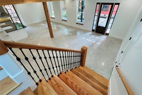 Townhouse in Gainesville, Florida 4 bedrooms, 242.75 sq.m. № 2222915 - photo 22