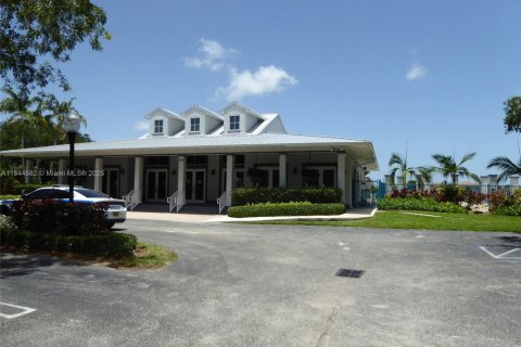 Touwnhouse à vendre à Homestead, Floride: 3 chambres, 147.16 m2 № 2089180 - photo 19