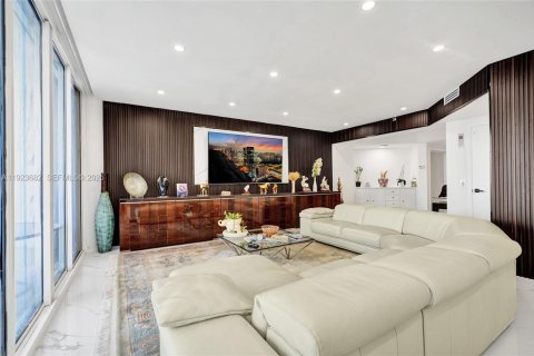 Condominio en venta en Aventura, Florida, 3 dormitorios, 229.47 m2 № 1982091 - foto 20