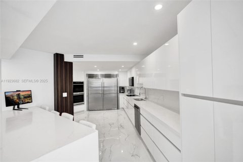 Condominio en venta en Aventura, Florida, 3 dormitorios, 229.47 m2 № 1982091 - foto 25