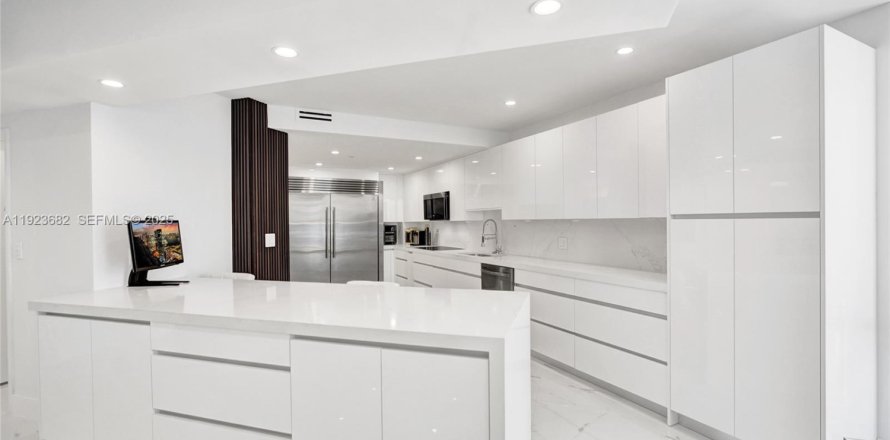 Condominio en Aventura, Florida, 3 dormitorios  № 1982091