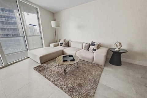 Condominio en alquiler en Miami, Florida, 1 dormitorio, 75.81 m2 № 2040297 - foto 8