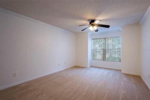Condo in Tampa, Florida, 2 bedrooms  № 2199971 - photo 25