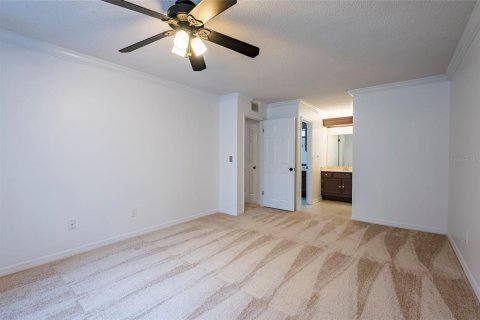 Condo in Tampa, Florida, 2 bedrooms  № 2199971 - photo 27