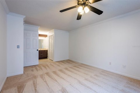 Condo in Tampa, Florida, 2 bedrooms  № 2199971 - photo 26