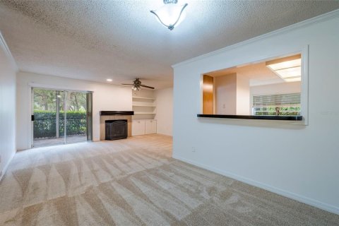 Condo in Tampa, Florida, 2 bedrooms  № 2199971 - photo 15