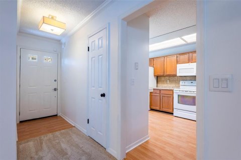 Condo in Tampa, Florida, 2 bedrooms  № 2199971 - photo 4
