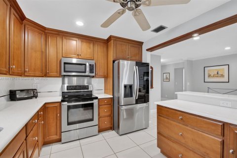 House in West Palm Beach, Florida 2 bedrooms, 139.82 sq.m. № 1775211 - photo 16