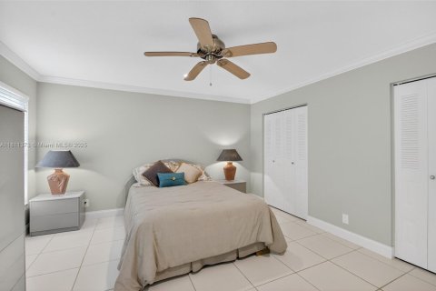 House in West Palm Beach, Florida 2 bedrooms, 139.82 sq.m. № 1775211 - photo 25