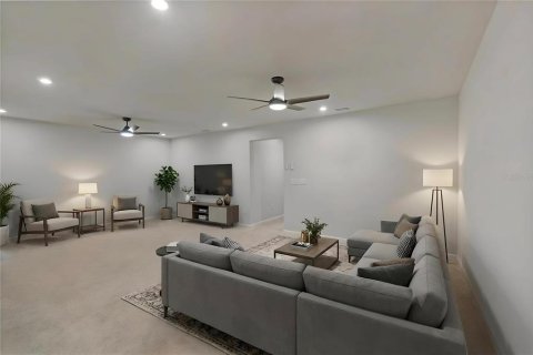 Touwnhouse à vendre à Lutz, Floride: 4 chambres, 239.13 m2 № 2095105 - photo 11