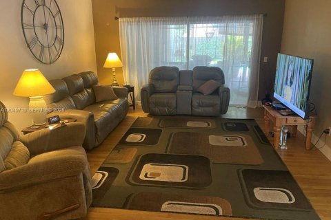 Casa en venta en Cooper City, Florida, 3 dormitorios, 165.92 m2 № 2270734 - foto 10