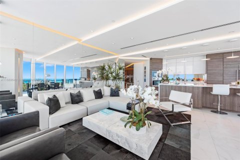 Condo in Miami Beach, Florida, 3 bedrooms  № 1695172 - photo 16