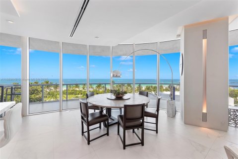 Condo in Miami Beach, Florida, 3 bedrooms  № 1695172 - photo 15