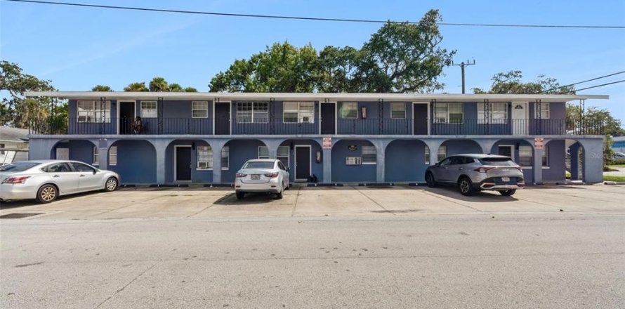 Condo in Holly Hill, Florida, 2 bedrooms № 2277309
