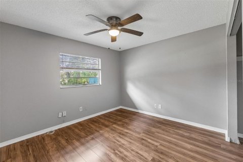 Condo in Holly Hill, Florida, 2 bedrooms № 2277309 - photo 15