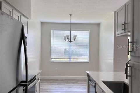 Copropriété à louer à Naples, Floride: 2 chambres, 116.13 m2 № 1915058 - photo 9